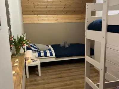Całoroczne 2  domki nad morzem Mòdré Chëcze - Noclegi Jastrzębia Góra, Domki - miniatura 8