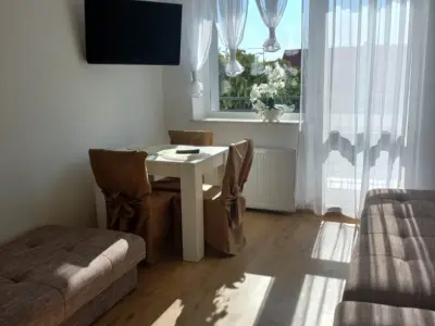 Pokoje Gościnne U Gosi - Noclegi Grzybowo, Pokoje gościnne - miniatura 13