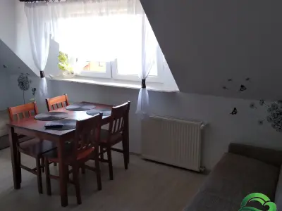 Pokoje Gościnne U Gosi - Noclegi Grzybowo, Pokoje gościnne - miniatura 5