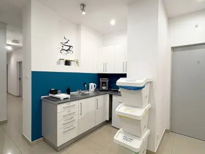 Hala Hostel - Blisko Dworca PKP Gdynia Główna - Noclegi Gdynia, Hostele - miniatura 9