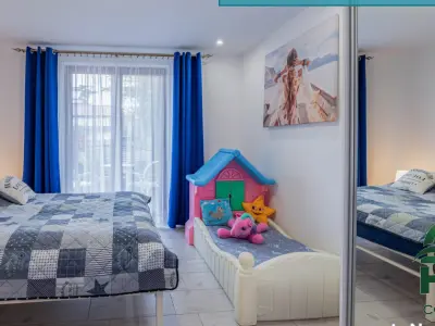 Dafne pokoje i apartamenty - Noclegi Niechorze, Pensjonaty - miniatura 11