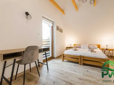 Całoroczne Domki z Tarasem Bieszczady 6 osób Blisko Soliny Polańczyka - Noclegi Myczków, Domki - miniatura 10