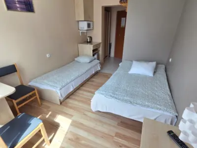 Pokoje Ula - wypoczynek wśród sosen i kojącej zieleni. - Noclegi Władysławowo, Pokoje gościnne - miniatura 13