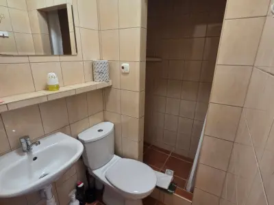 Pokoje Ula - wypoczynek wśród sosen i kojącej zieleni. - Noclegi Władysławowo, Pokoje gościnne - miniatura 15