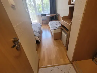 Pokoje Ula - wypoczynek wśród sosen i kojącej zieleni. - Noclegi Władysławowo, Pokoje gościnne - miniatura 17