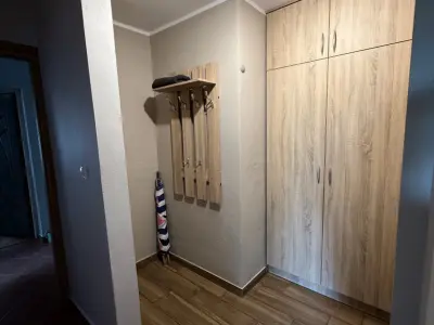 Pokoje Przy Skwerze w otoczeniu drzew - Noclegi Władysławowo, Pokoje gościnne - miniatura 19
